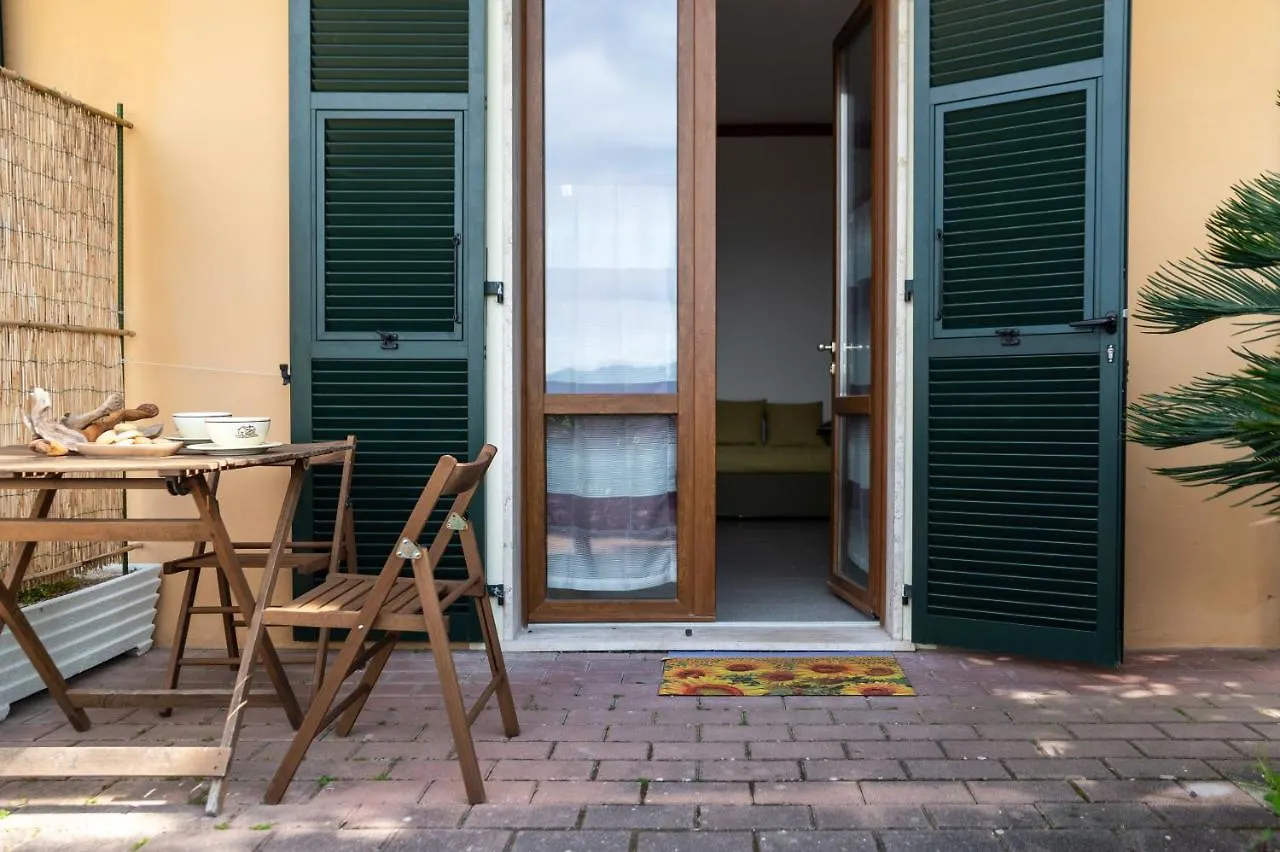 La Tana Di Nonno Bob Apartment Lerici Italy